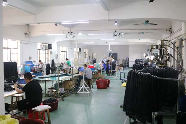 东莞市驰晟电子有限公司 厂房内景1